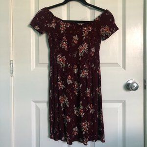 Off the Shoulder Floral Dress Size S